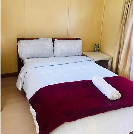 Royale Health Club Otel Nairobi Dış mekan fotoğraf